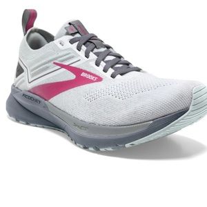 NWOB Brooks Ricochet 3